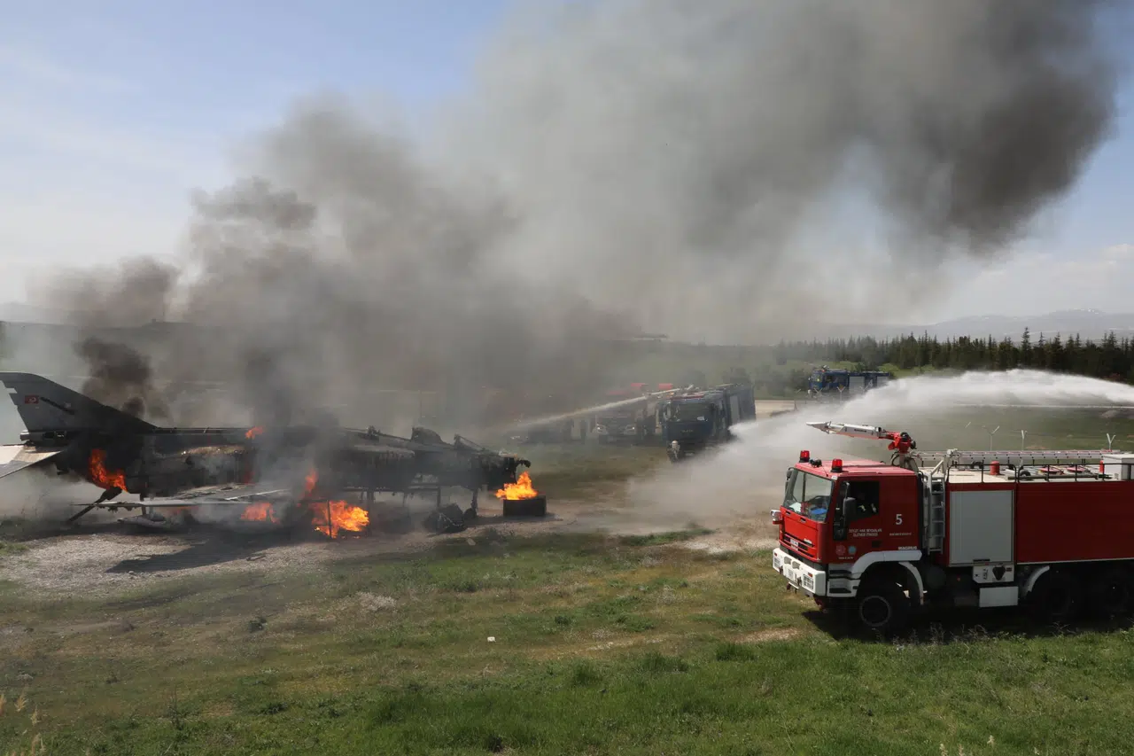 MSB, Malatya'da Uçak Yangınına Karşı Tatbikat Gerçekleştirdi