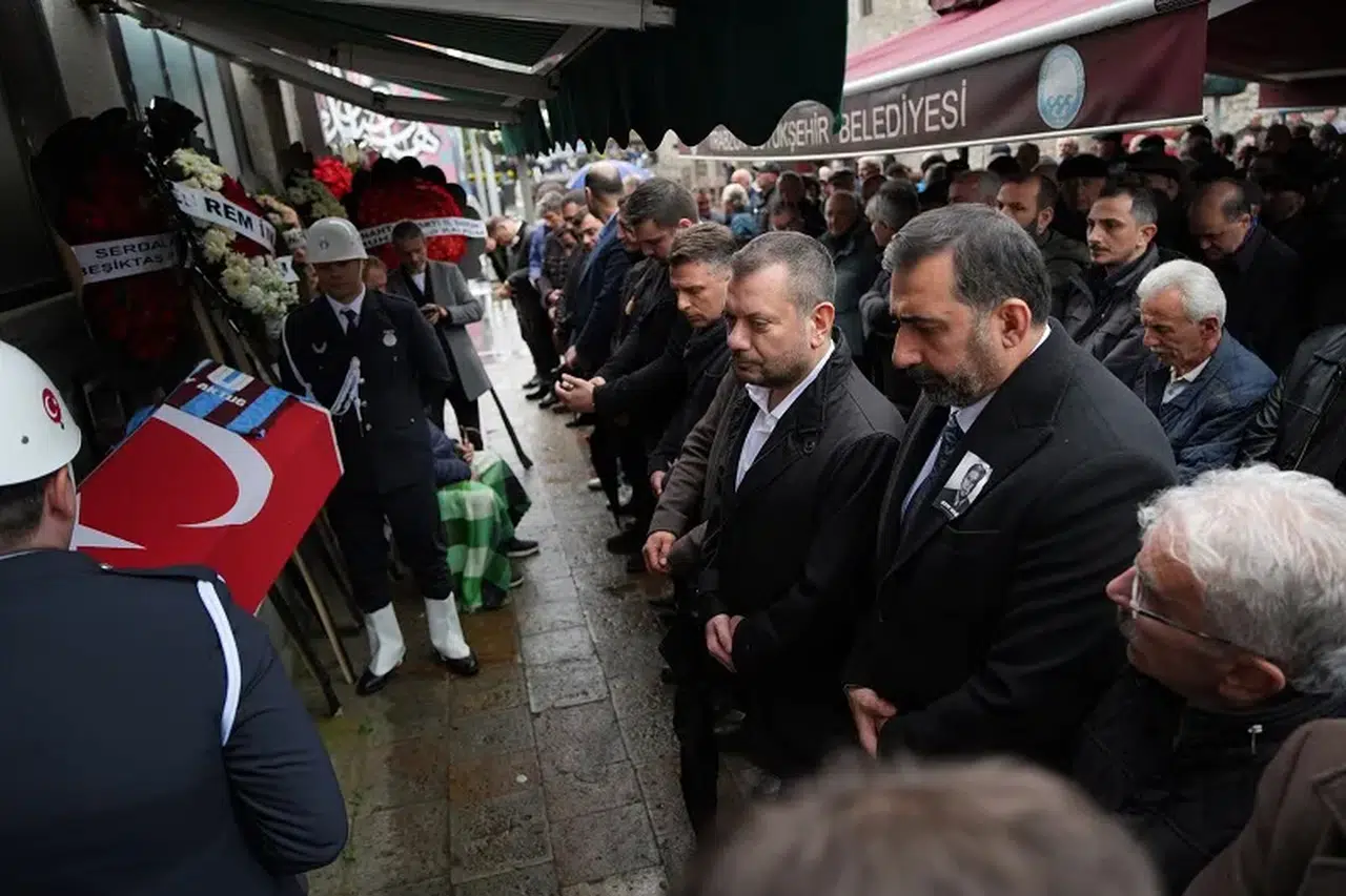 Trabzonspor’un Efsane İsmi Atay Aktuğ Son Yolculuğuna Uğurlandı