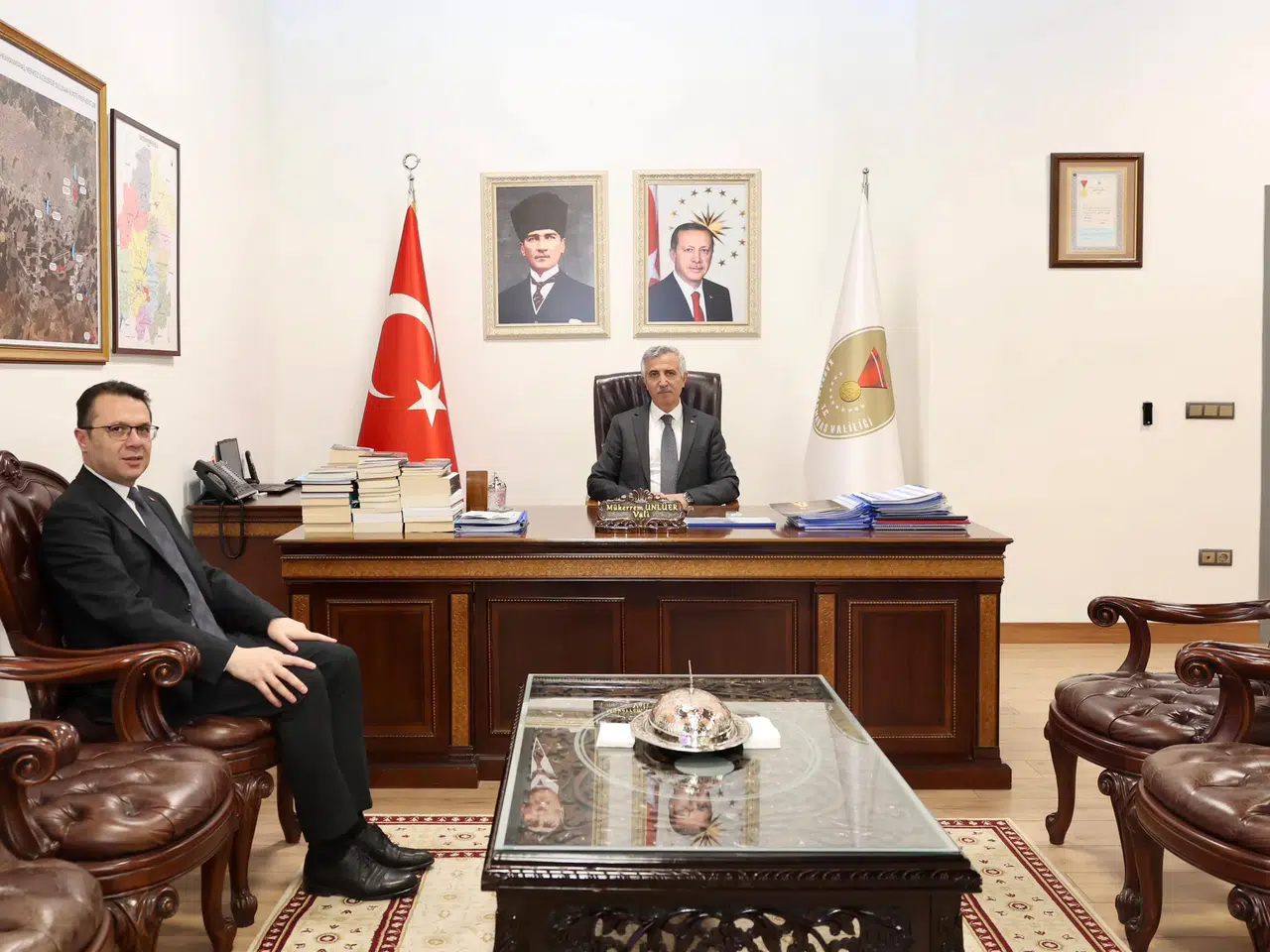 Vali Ünlüer’den Cabaroğlu’na “Başarı” Mesajı