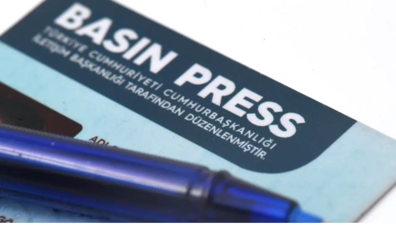 Basın kartını ibraz eden gazetecilerden ayrıca kimlik istenmeyecek