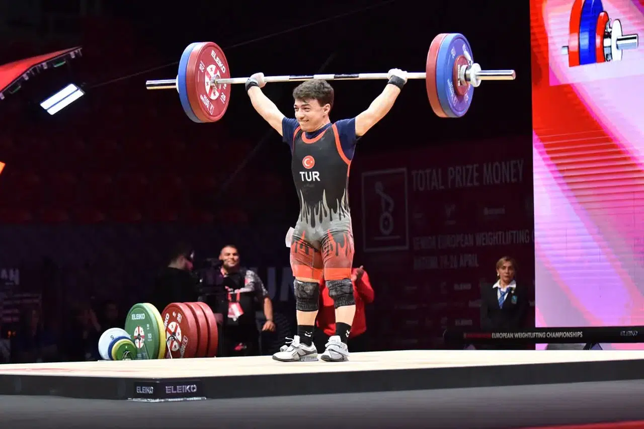 Yiğit Erdoğan Avrupa’da Rekorla Madalya Aldı