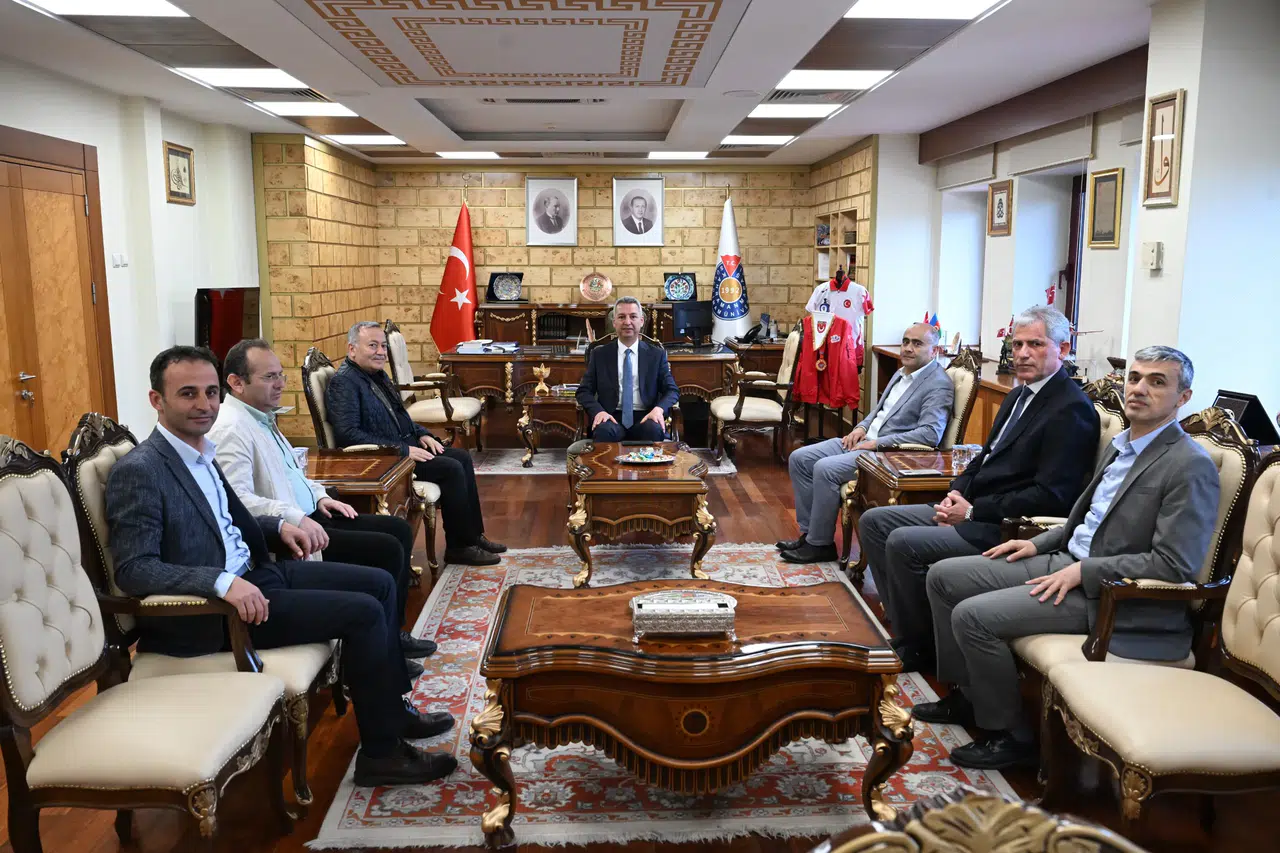 Beyza Koleji’nden Rektör Okumuş’a Ziyaret