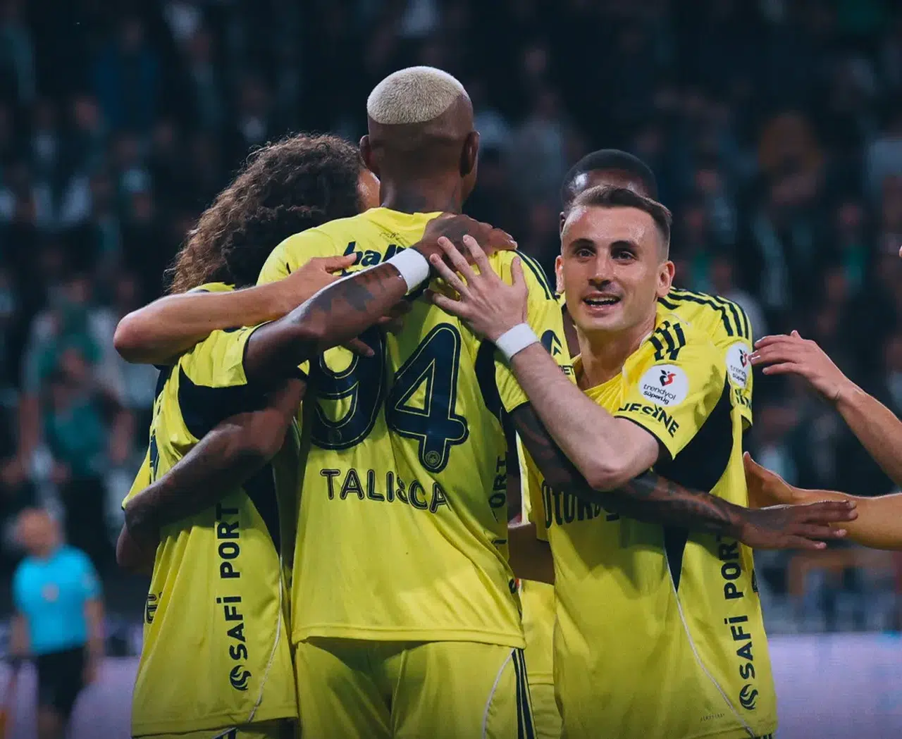 Fenerbahçe Konya Deplasmanında Hata Yapmadı: 0-3