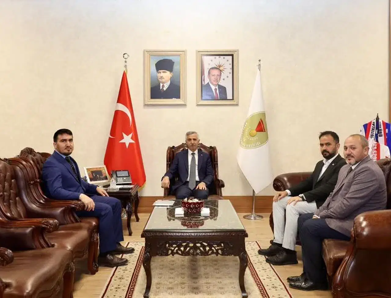 Valimiz Ünlüer’den Siyasi Parti Temsilcilerine Kabul