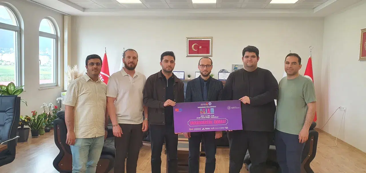 Kahramanmaraş'ta "Aydınlık İzler" oyunu ile Türkiye üçüncülüğü kazandı
