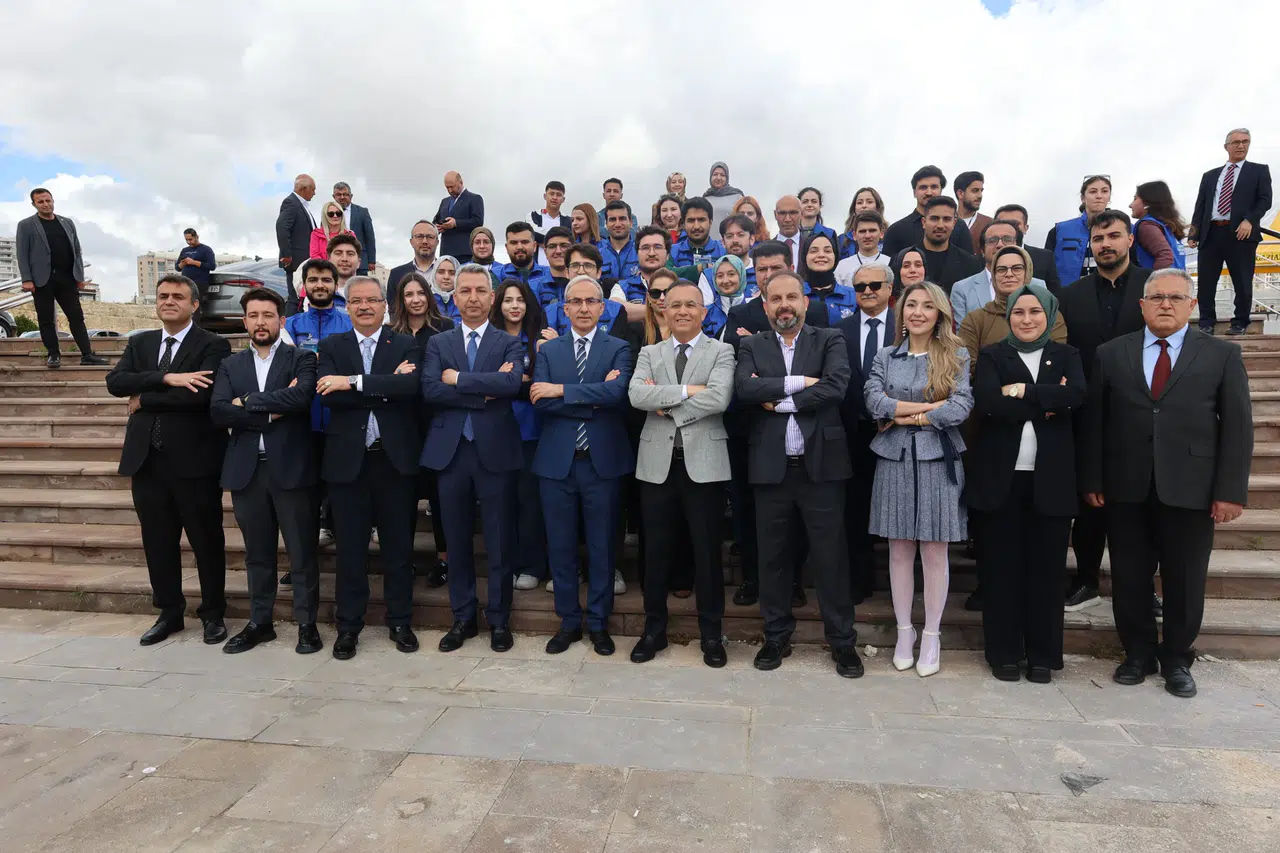 KSÜ Rektörü Prof. Dr. İbrahim Taner Okumuş, "Dijital Ufuklar 2026" Projesi İçin Lansman Töreninde Bulundu