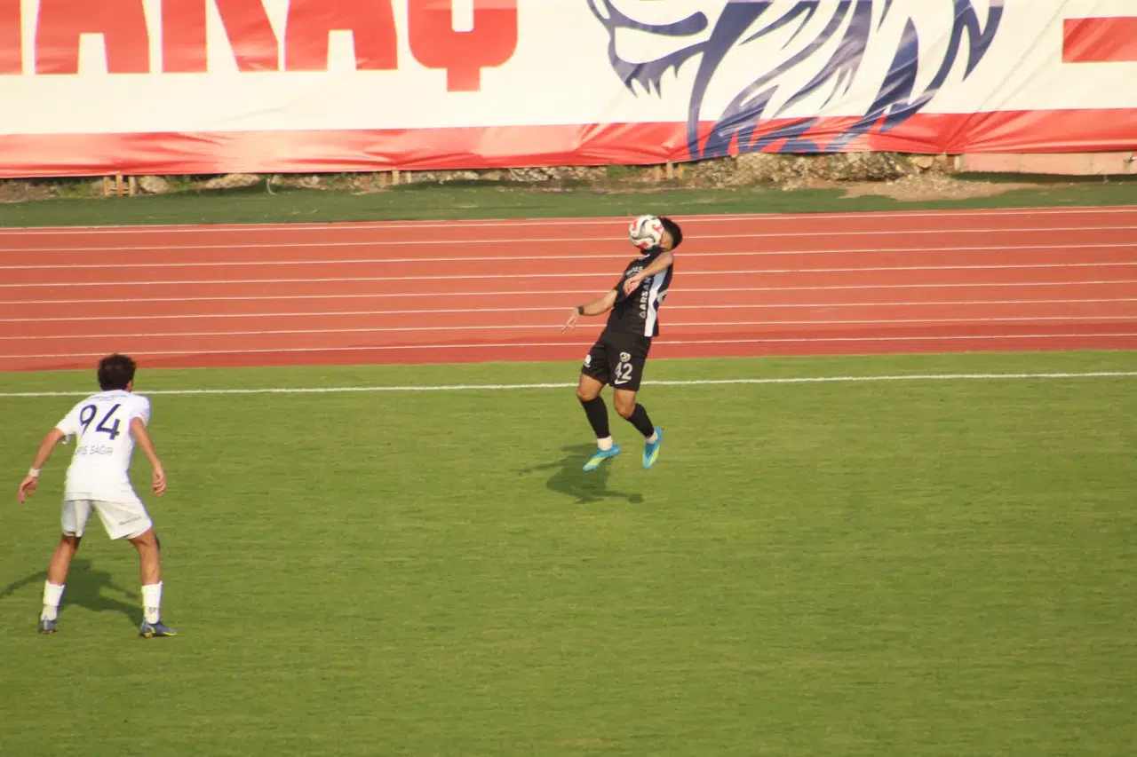 İstiklal Spor Sezonu 82 Gol ile Tamamladı