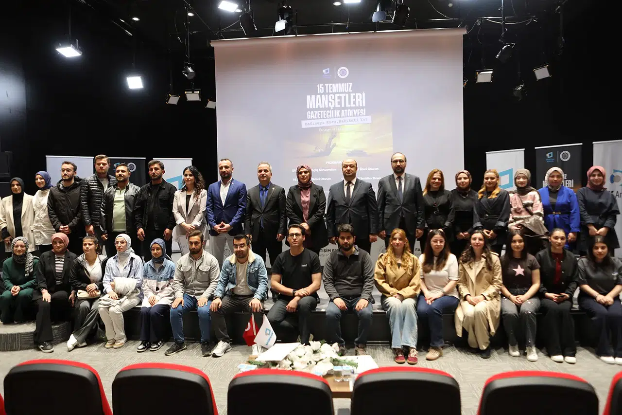İletişim Fakültesi Öğrencileri 15 Temmuz Ruhunu Manşetlere Taşıdı