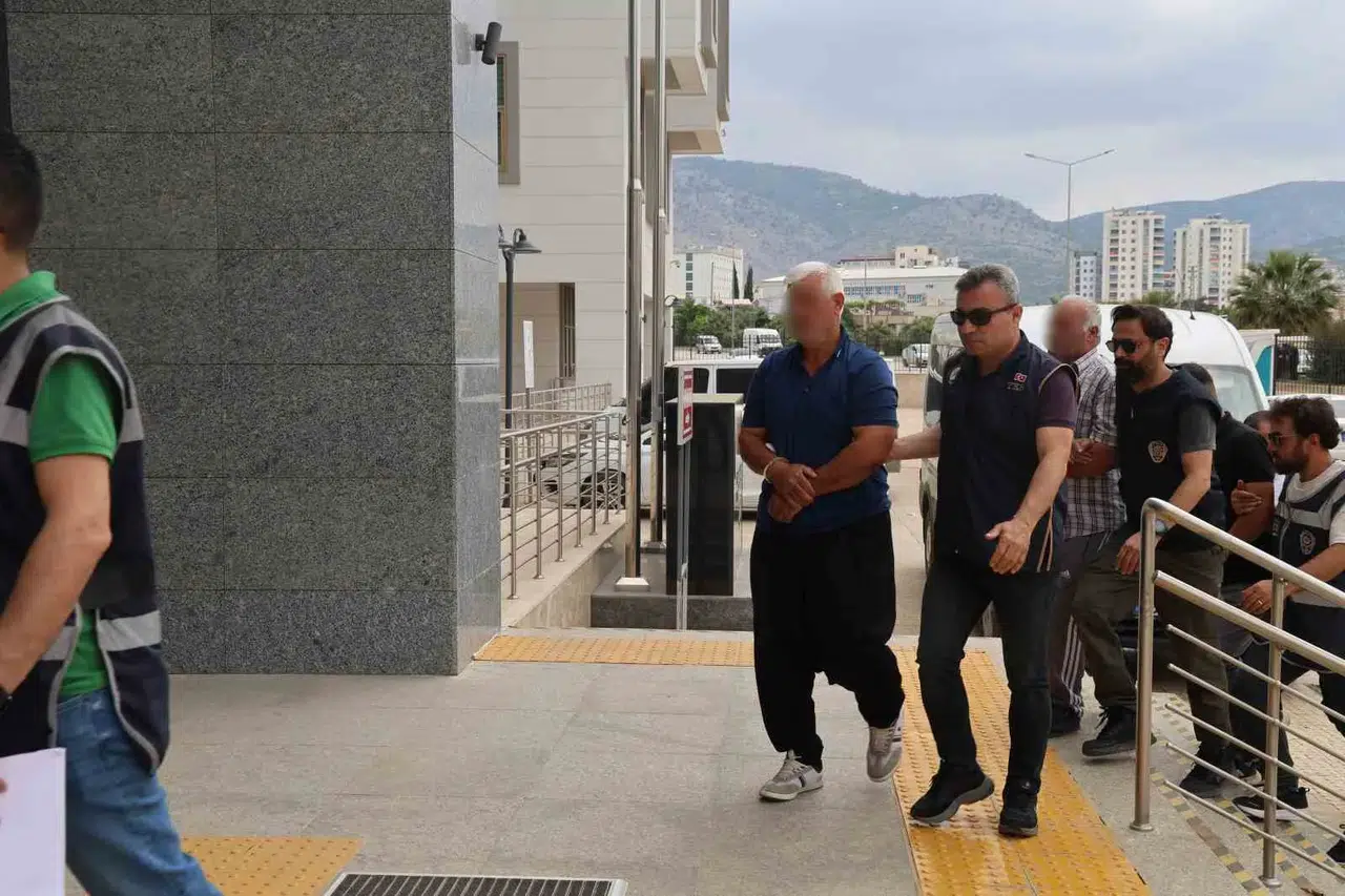 Kurban Pazarında Cinayet Soruşturmasında 6 Şüpheli Adliyede