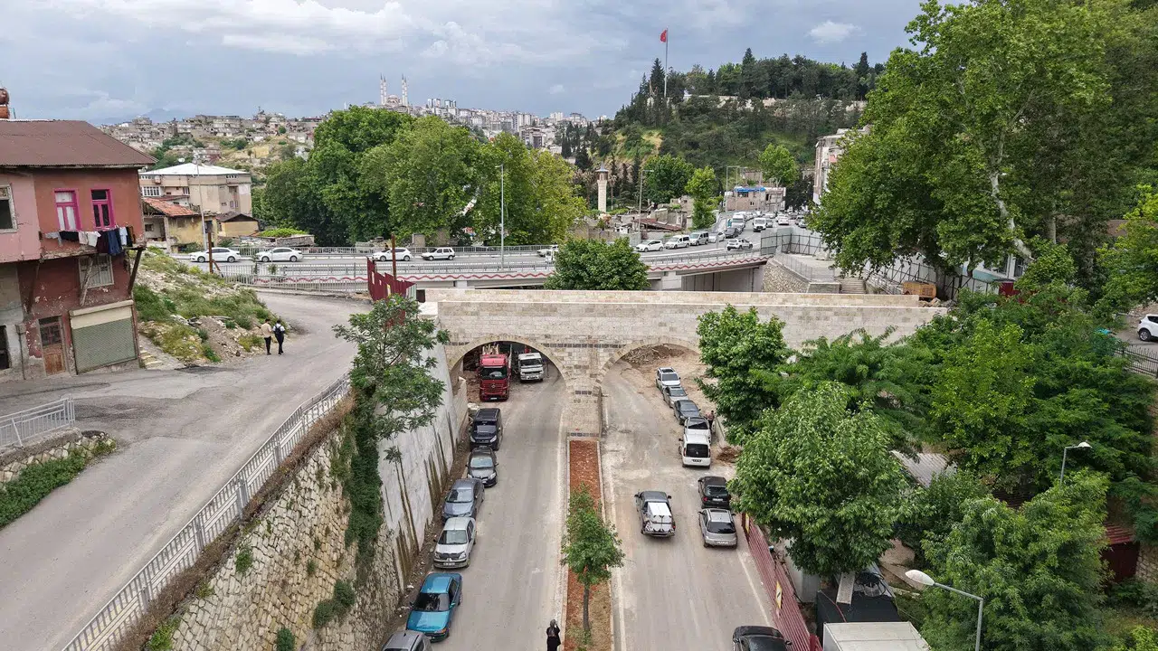 Kanlıdere Caddesi Artık Araç Trafiğine Açıldı!