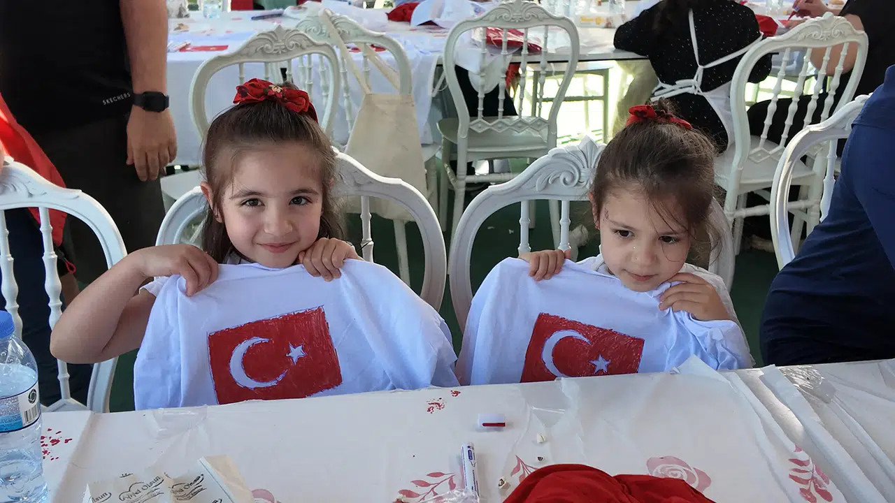 Kahramanmaraş'ta Anne ve Çocuklar "Türk Bayrağı" Temalı Etkinlikte Buluştu
