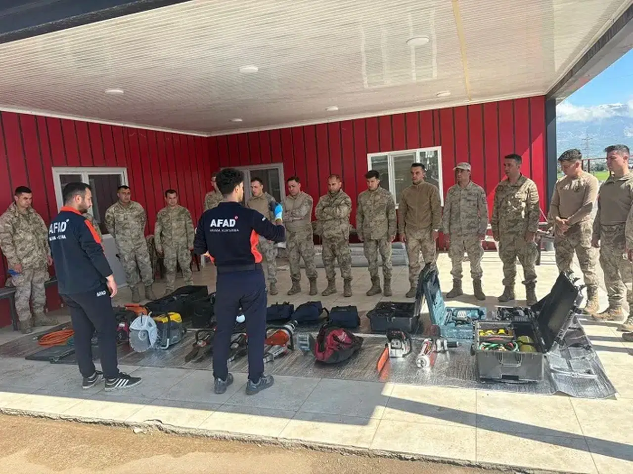 Nurhak'ta Jandarma Ekiplerine Arama Kurtarma Eğitimi