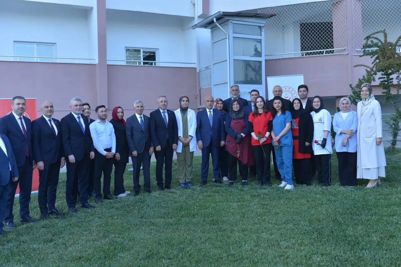 Kahramanmaraş Protokolünden Huzurevi Ziyareti