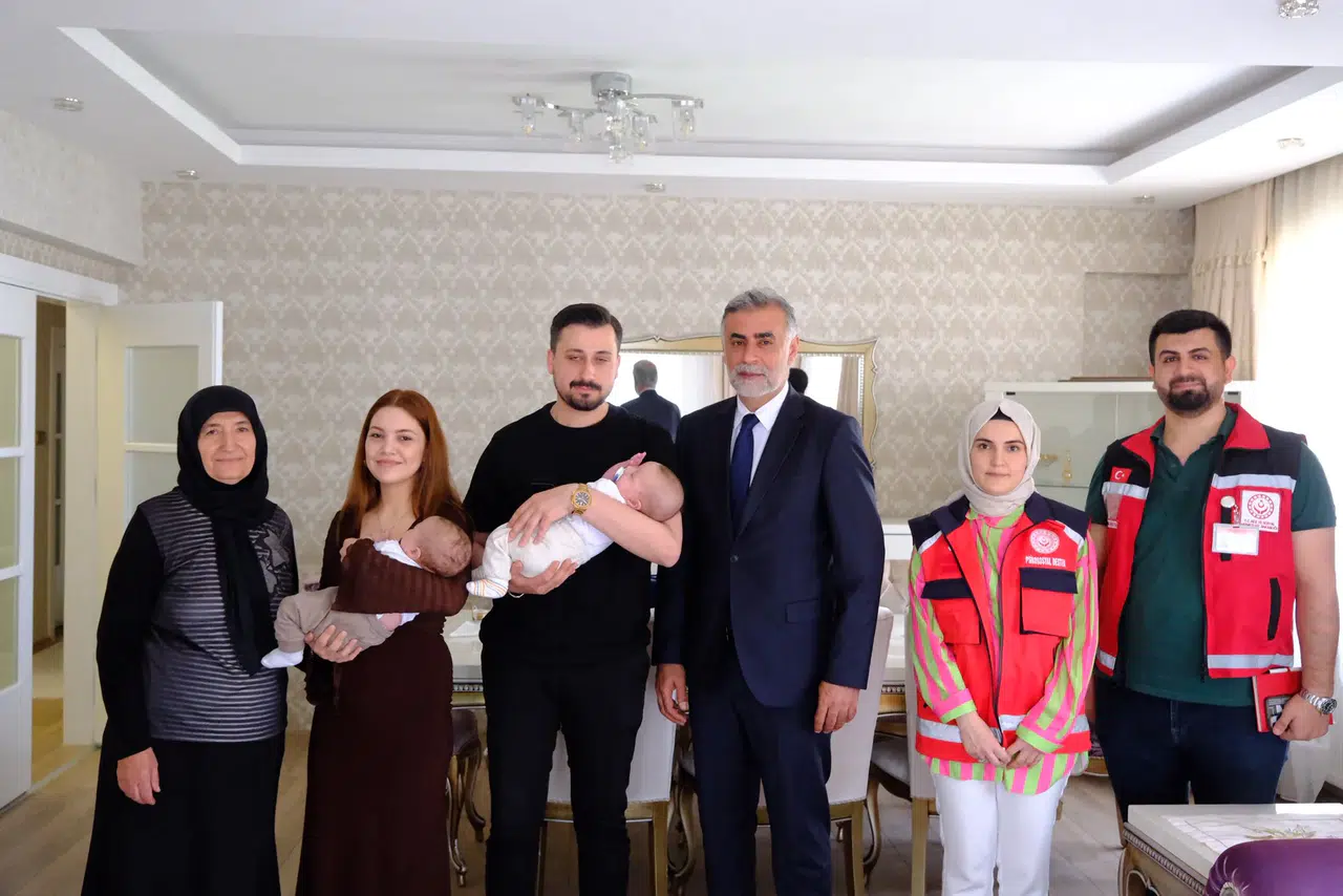 İl Müdürü Çalğan’dan Genç Çifte Bayram Ziyareti