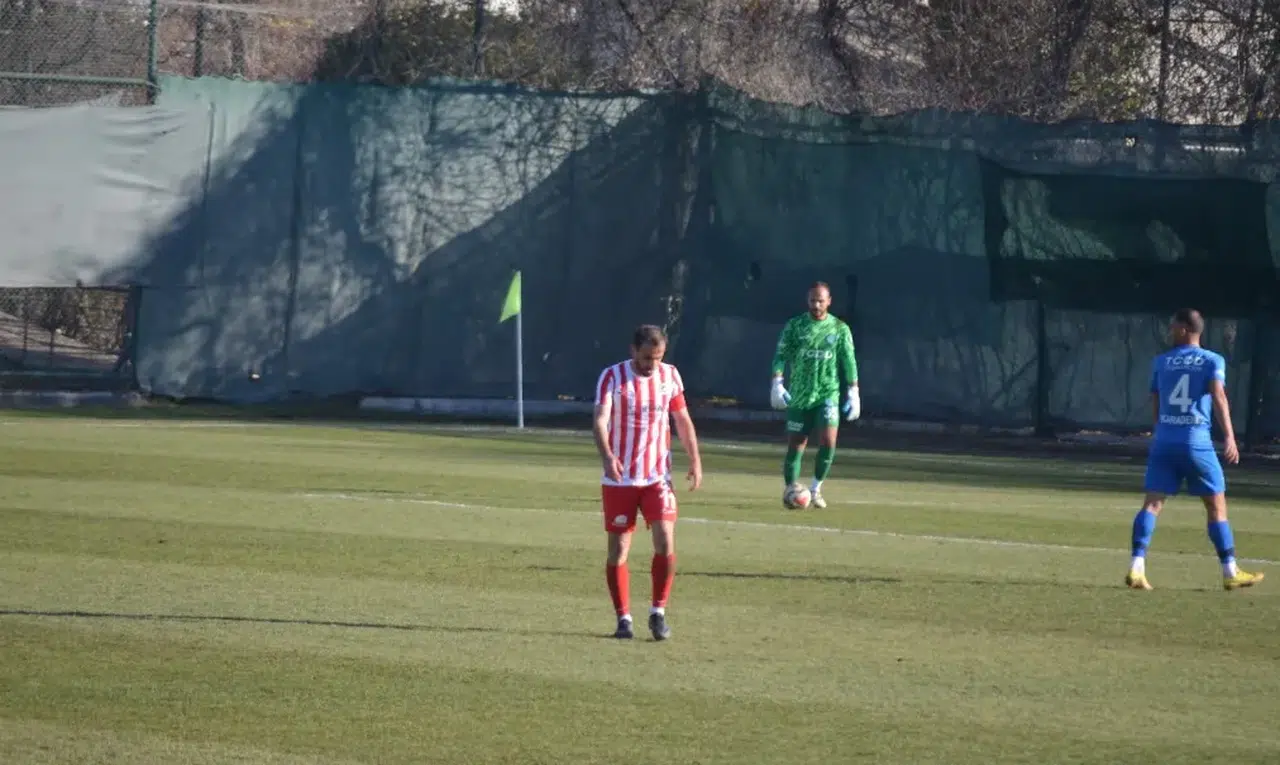 Gol Kralı Kemal Rüzgar Transfer Ücretiyle Şaşırttı