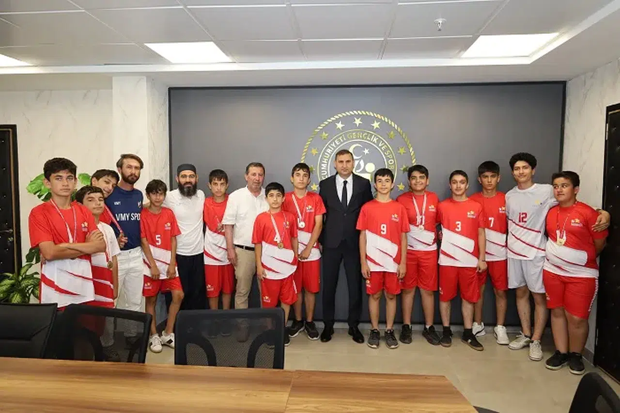 Kahramanmaraşlı hokeyciler Türkiye finallerinde