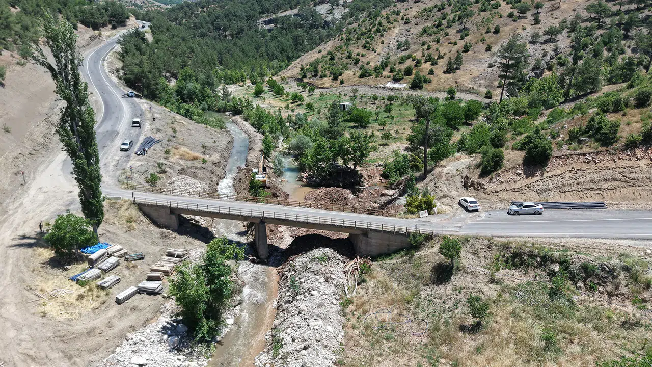 Bertiz’e 43 Metrelik Yeni Köprü Yatırımı Başladı