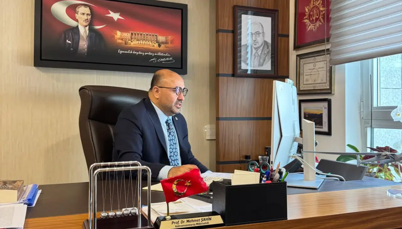 Mehmet Şahin Gençlerle Online Programda Bir Araya Geldi