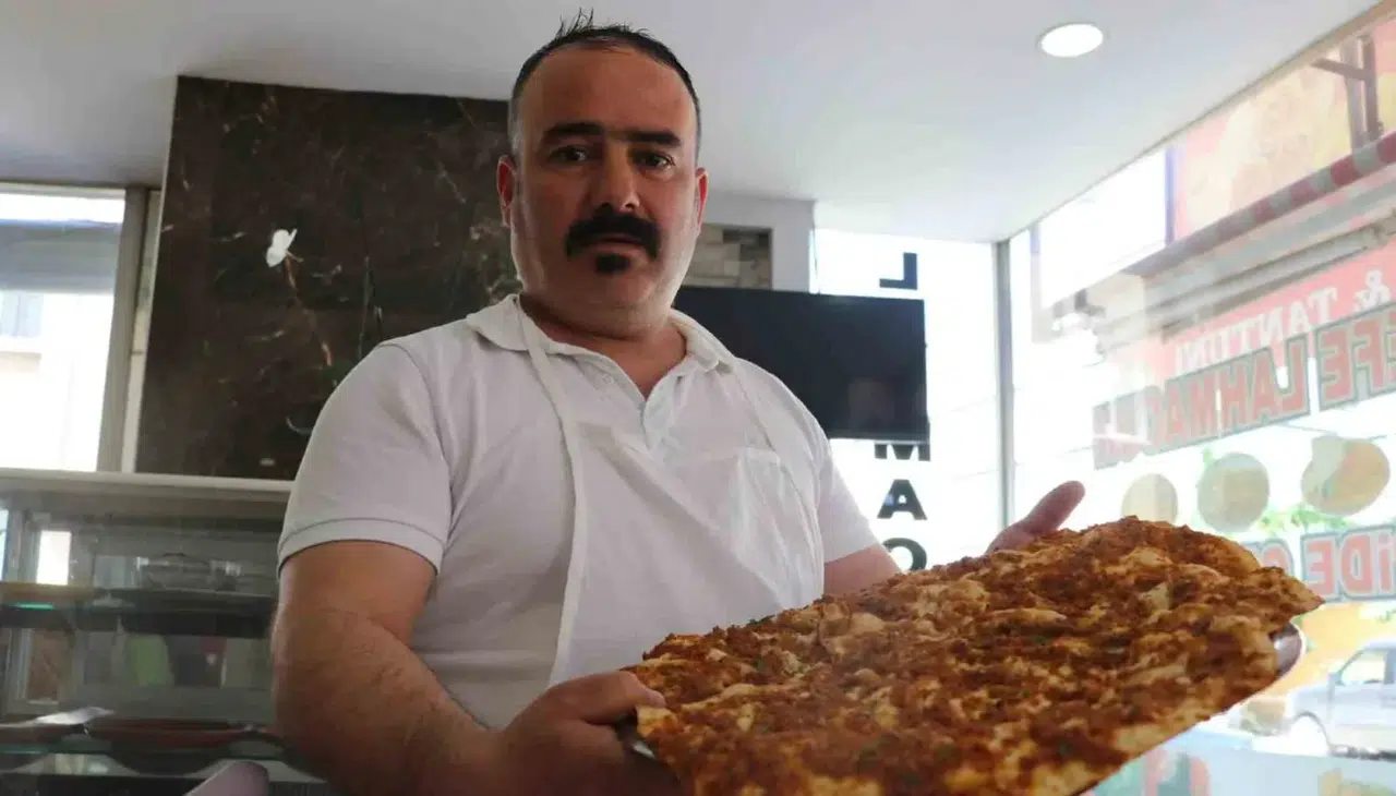 50 TL’lik Lahmacun Denetlendi, Kurallara Aykırılık Çıkmadı