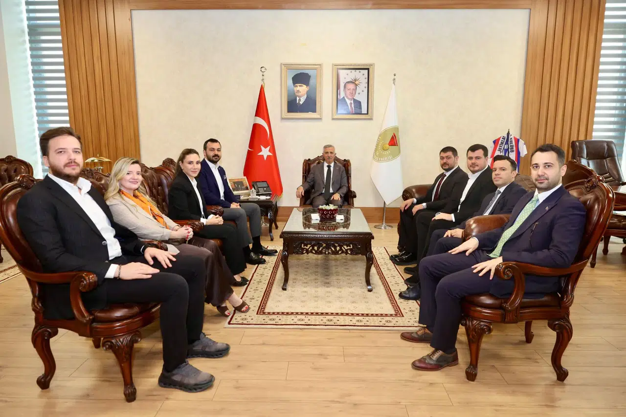 KASİAD Yönetimi Vali Ünlüer’i Ziyaret Etti