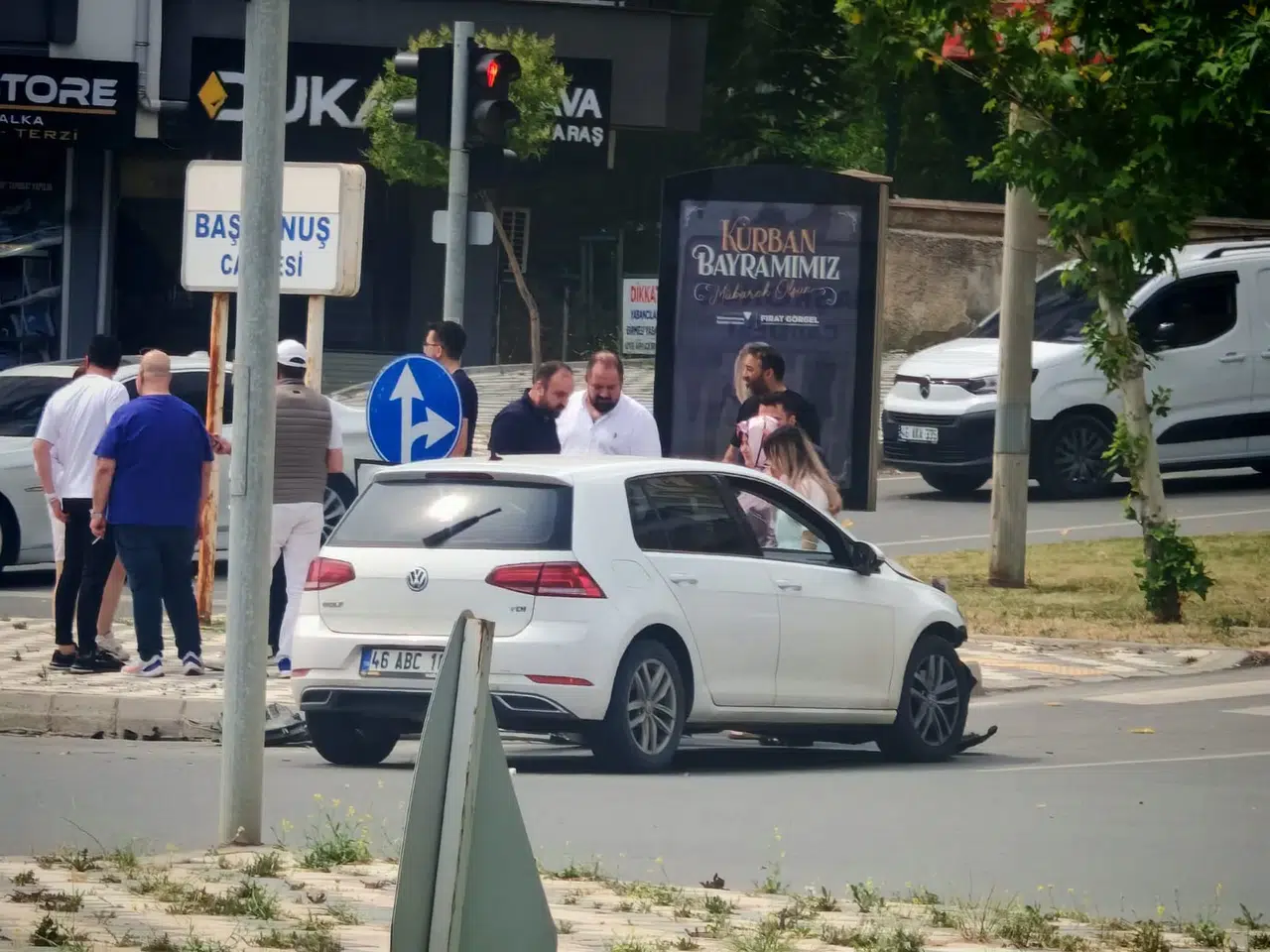Tekerek’te Trafik Kazası: Maddi Hasar Oluştu