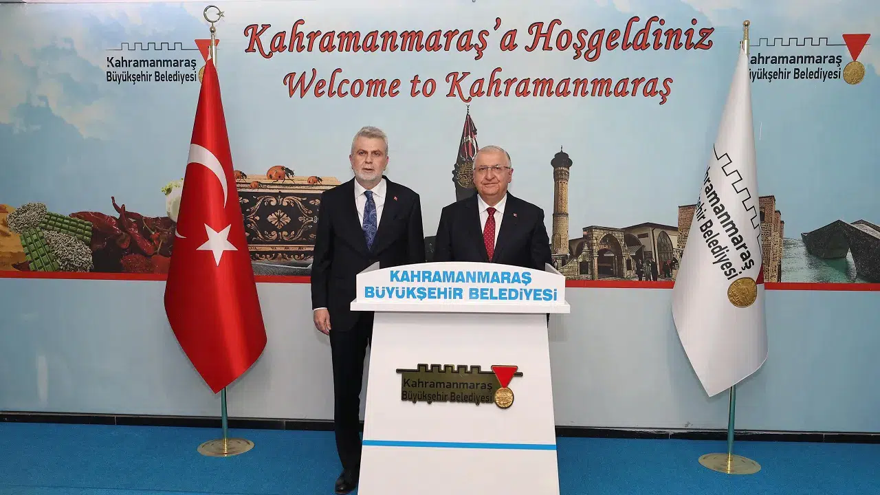 Kahramanmaraş'ta Bakan Güler, Başkan Görgel ile şehrin yeniden inşasını değerlendirdi