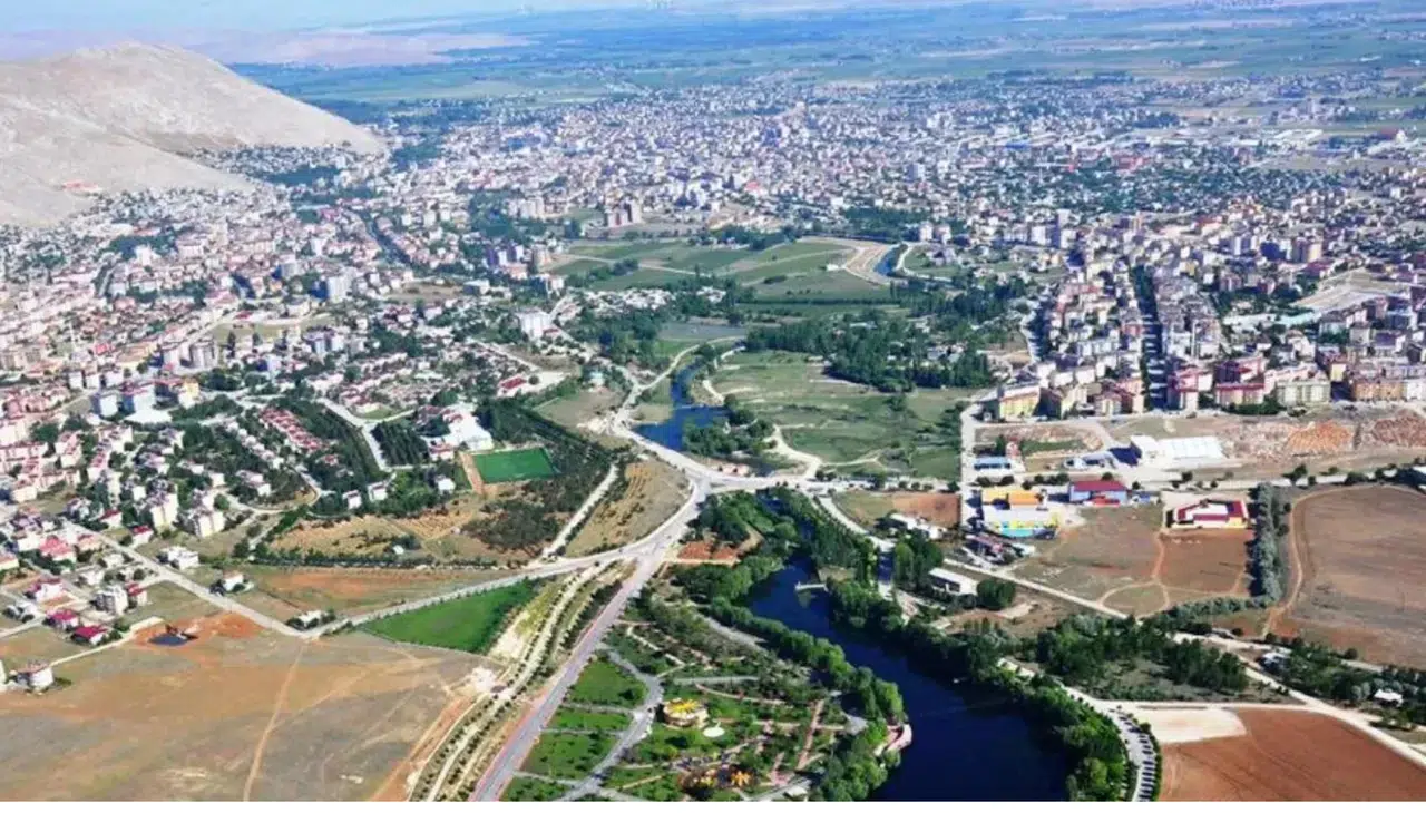 Kahramanmaraş Elbistan İl Olma Kriterleriyle Öne Çıkıyor