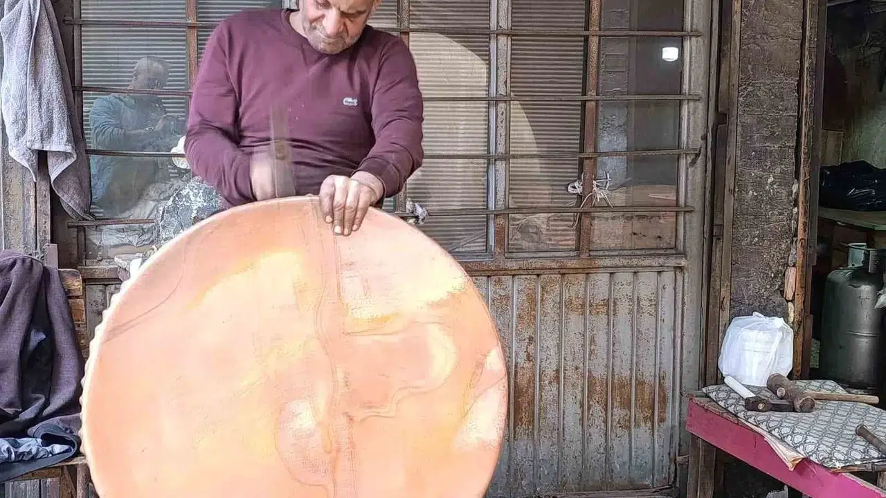 Depremin Merkezinde Asırlık Zanaatlar Ayakta Kalıyor