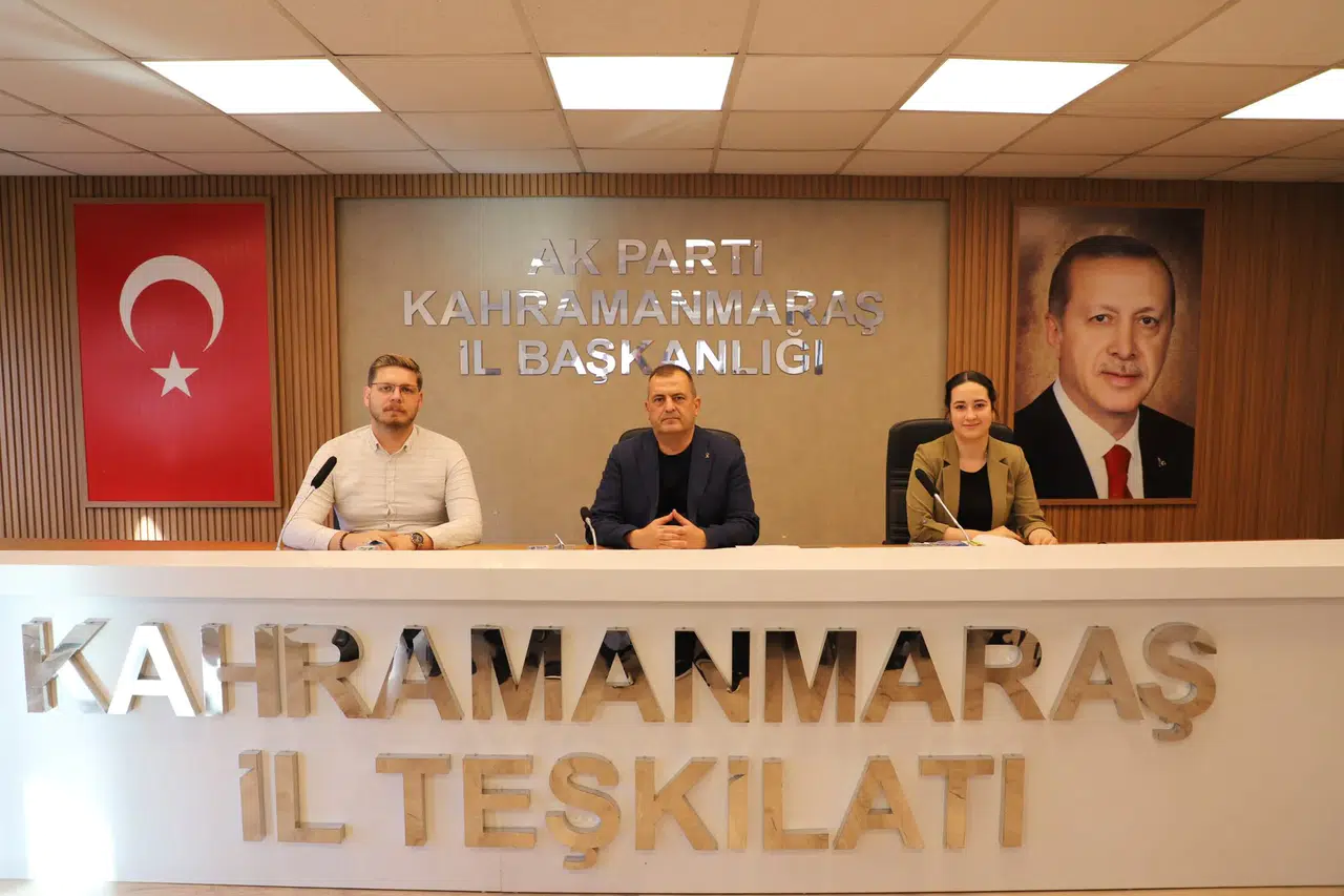 AK Parti İl Yönetimi Haftalık Toplantıda Buluştu