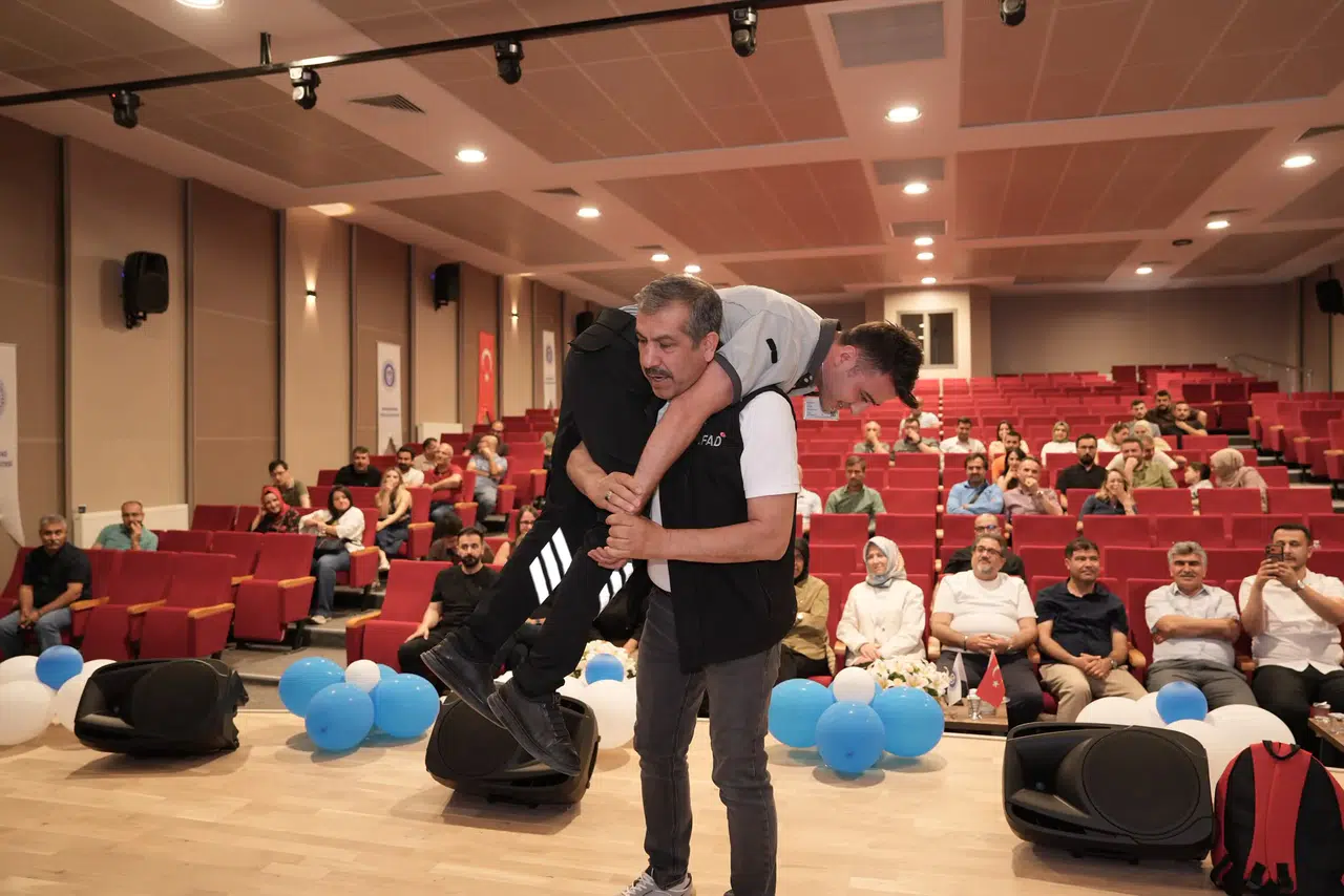 KİÜ Personeline Afet Farkındalık Eğitimi