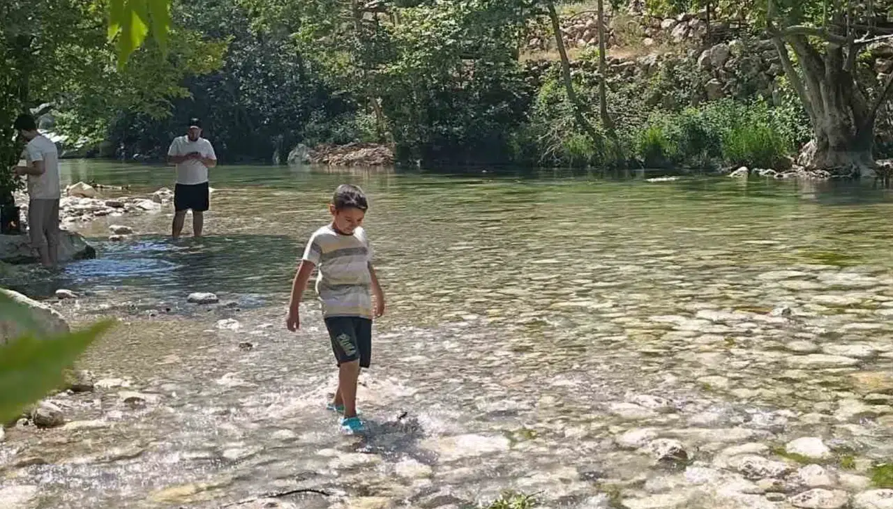 Karasu Vadisi Yaz Sıcağında Serinliğin Adresi Oldu