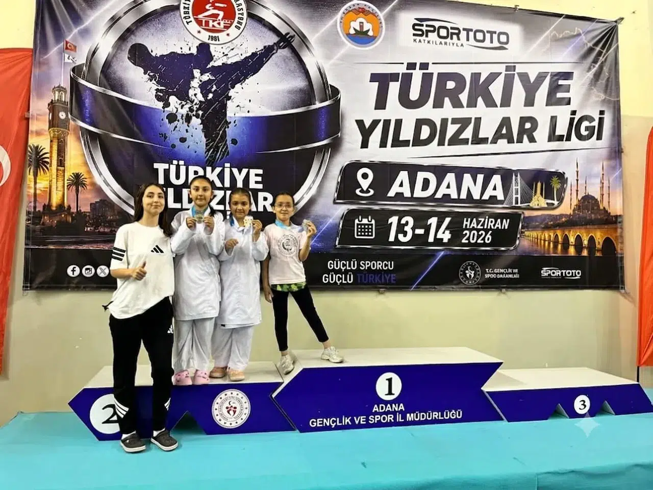 Kahramanmaraşlı Karatecilerden Adana’da Madalya Yağmuru
