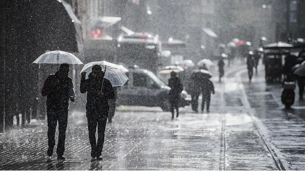Meteoroloji’den Kuvvetli Sağanak Uyarısı: İki Bölge Risk Altında