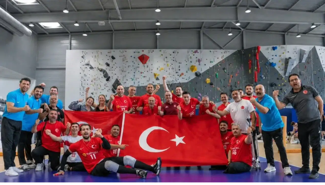 Kahramanmaraşlı Sporcular Fransa’da Gümüş Madalya Kazandı