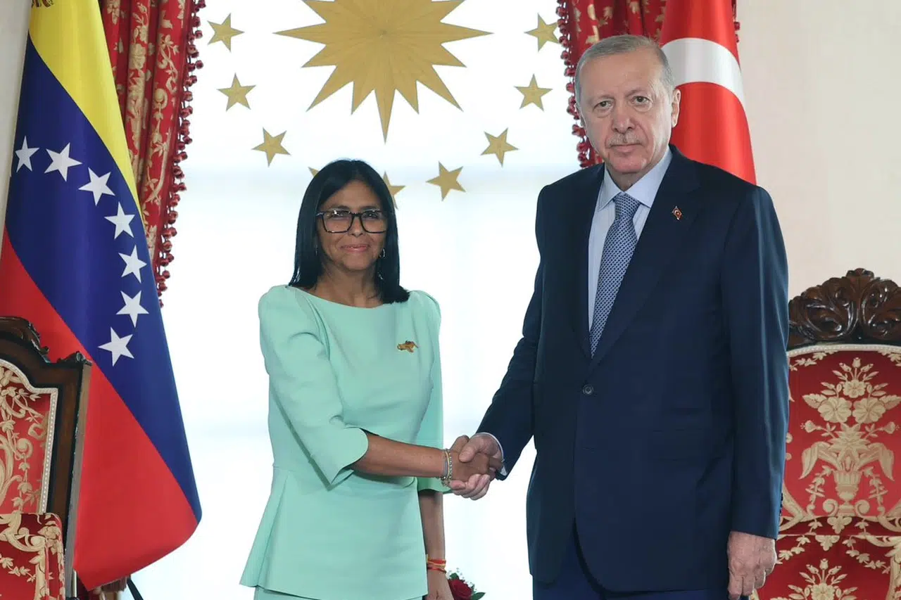 Erdoğan, Venezuela heyetini İstanbul'da kabul etti... Ticaret hedefi 3 milyar dolar