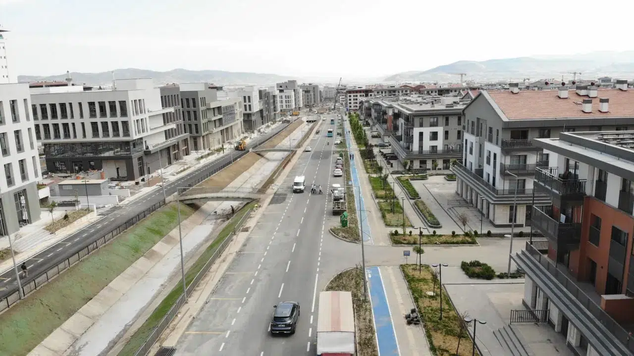 Derepazarı ve Azerbaycan Mahallesi Yenilendi