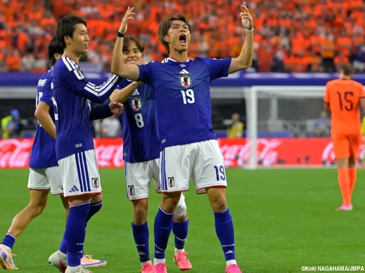 Hollanda-Japonya Maçında Dört Gol, Bir Puan