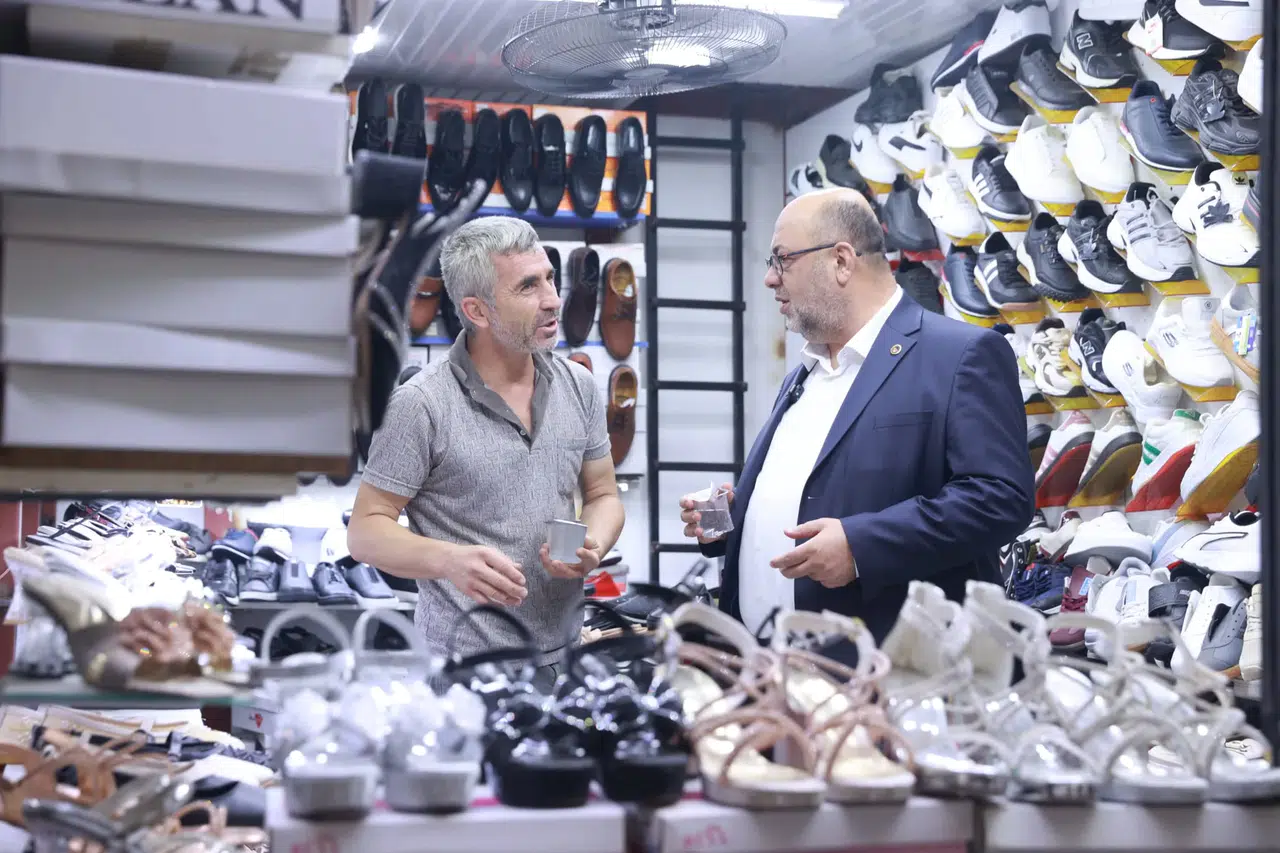 Başkan Akpınar Tarihî Kapalı Çarşı Esnafını Ziyaret Etti
