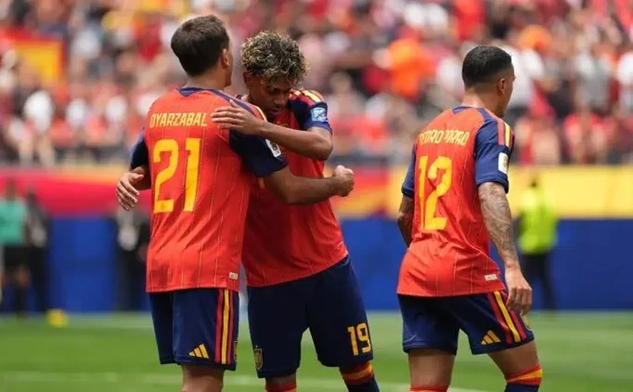 İspanya Tur Kapısını 3 Golle Açtı