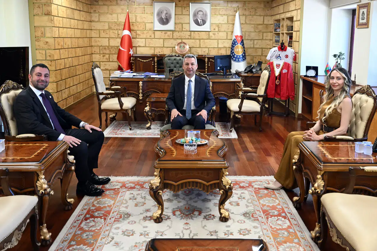 Rektör Okumuş'a Peş Peşe Ziyaretler