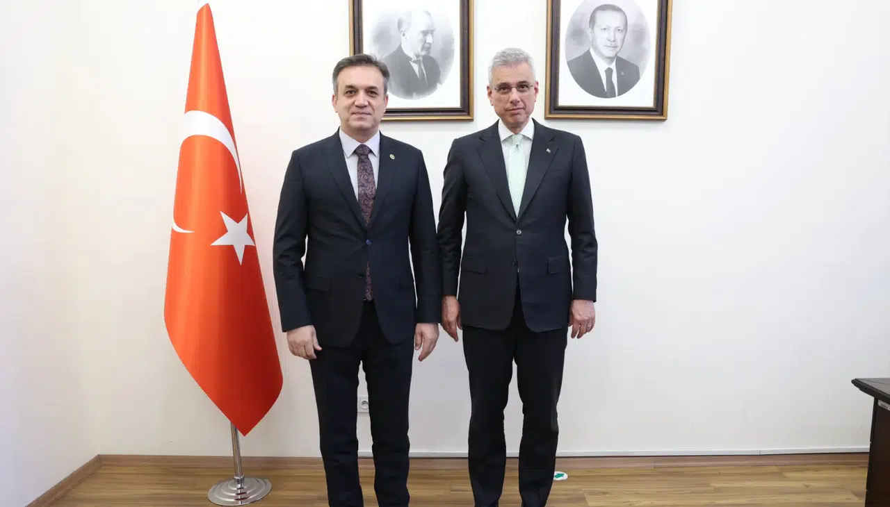 Vekil Kurt Sağlık Yatırımlarını Bakan Memişoğlu ile Görüştü