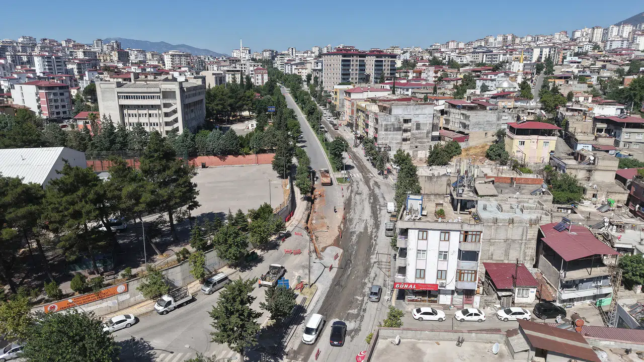 Necip Fazıl Kısakürek Bulvarı'nda Altyapı Seferberliği