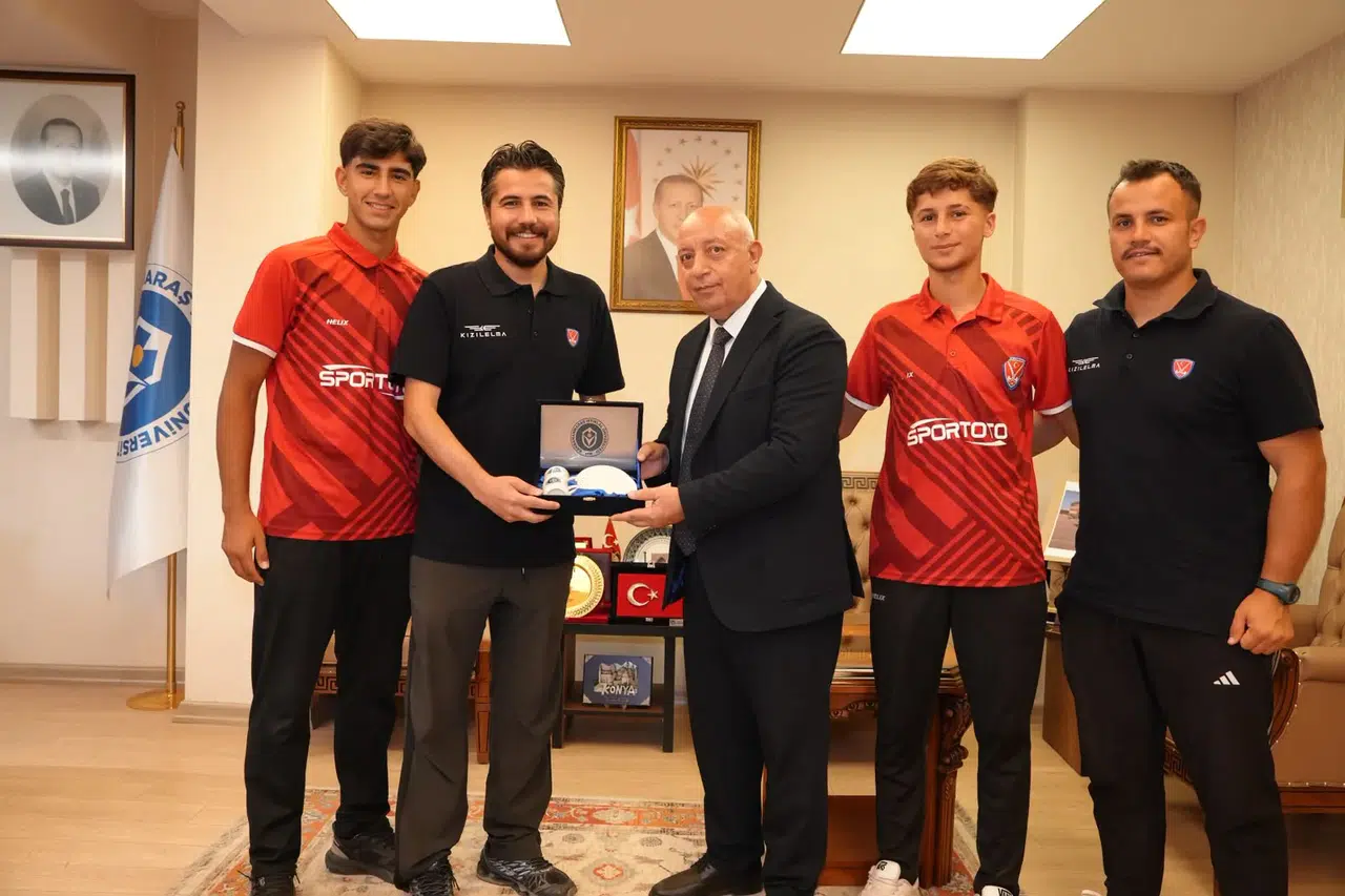 Avrupa Şampiyonu Milli Takım KİÜ'de Gurur Yaşattı