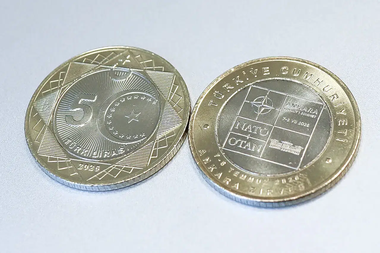 NATO Zirvesi İçin Özel Tasarımlı 5 Lira Basıldı