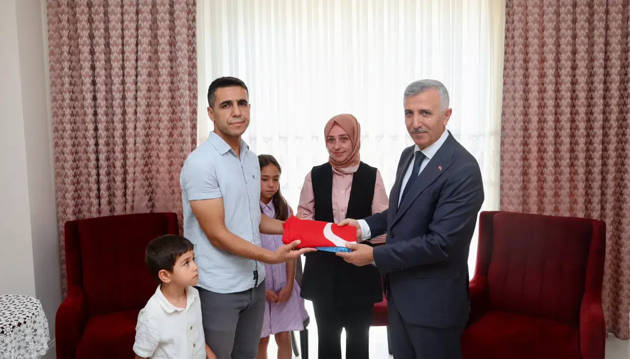Gazi Polis Mücahit Türkoğlu'na Anlamlı Ziyaret