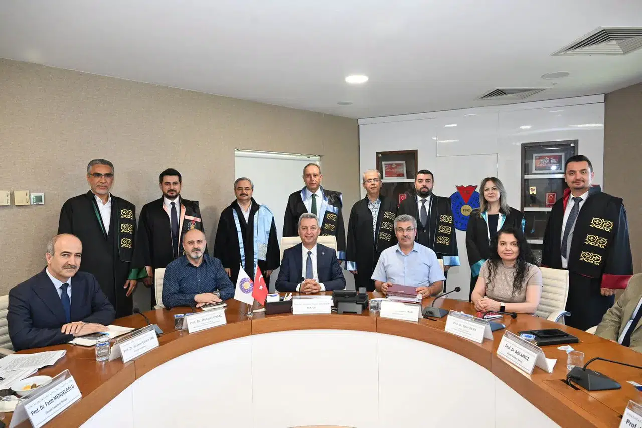 KSÜ’de 16 Akademisyene Yeni Kadro