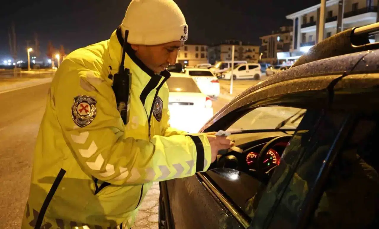 Milyonlarca Sürücüyü İlgilendiriyor: Alkollü Araç Kullanımında Promil Sınırına Düzenleme Geliyor