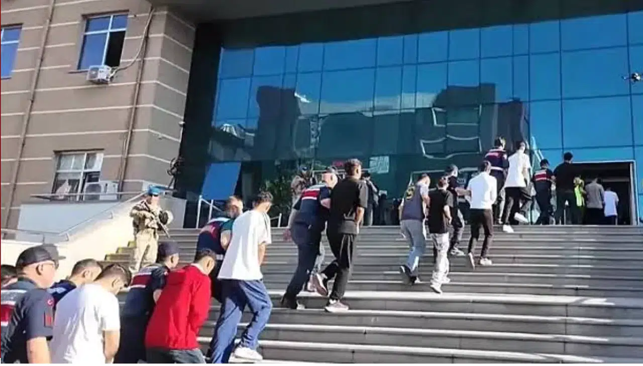 12 İlde Organize Suç Örgütlerine Dev Operasyon: 74 Tutuklama
