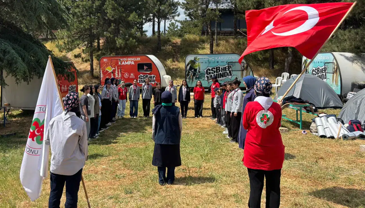 Kahramanmaraş'ta Genç İzciler Doğayla İç İçe Eğitim Aldı