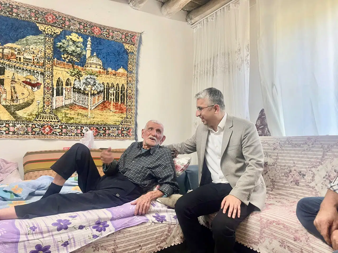 Başkan Gürbüz'den Kore Gazisi Ali Doğan'a Ziyaret